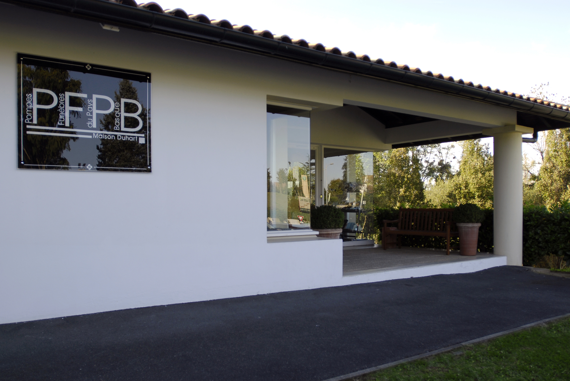 maison duhart pompes funebres cambo les bains