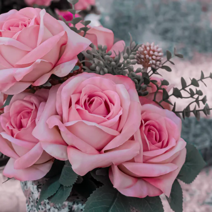 Fleurs artificicelles cimetière